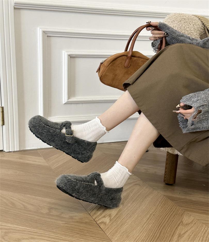 2025 autumn new matte belt buckle thick-soled outer wear half-drag lazy warm trendy women cotton velvet single shoes