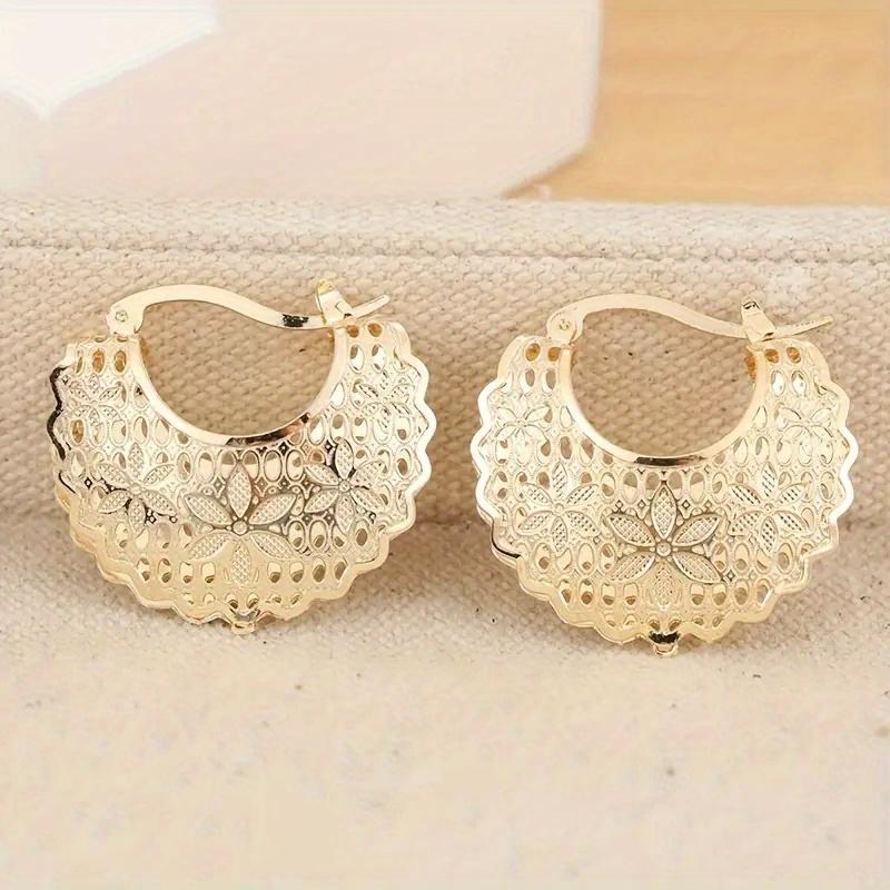 Neue Trendige Statement-Creolen für Damen Goldfarbe Herzohrring Luxusschmuck für Hochzeit Jahrestag Geschenk