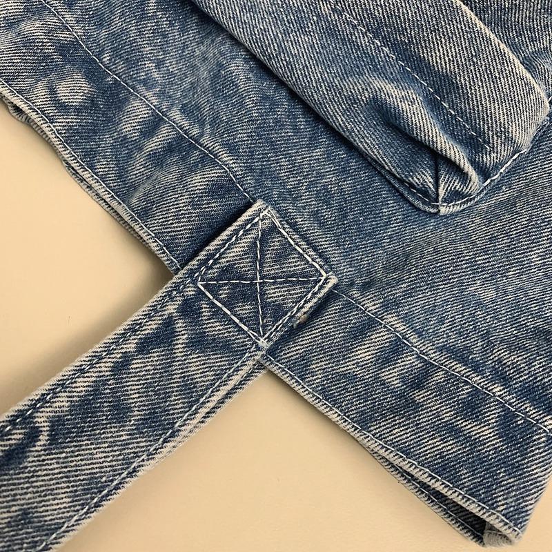 Classic Denim Tote Bag for Women – Lightweight & Durable with Front Zip Pocket, Perfect for Everyday Use