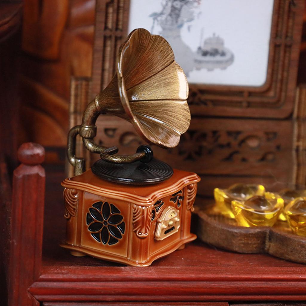 Realistic Miniature Phonograph Dollhouse Decor Vintage Design for Nostalgic Collectors and Home Decoration