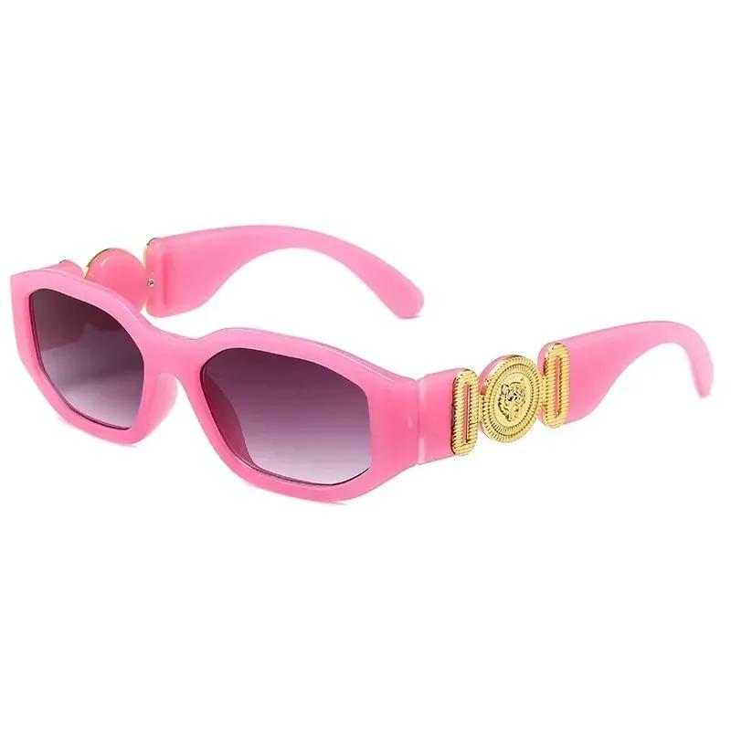 Fashion  Design Vintage Small Rectangle Sunglasses Women Men Retro Lens Gradient Square Sun Glasses Female UV400 Glasses
