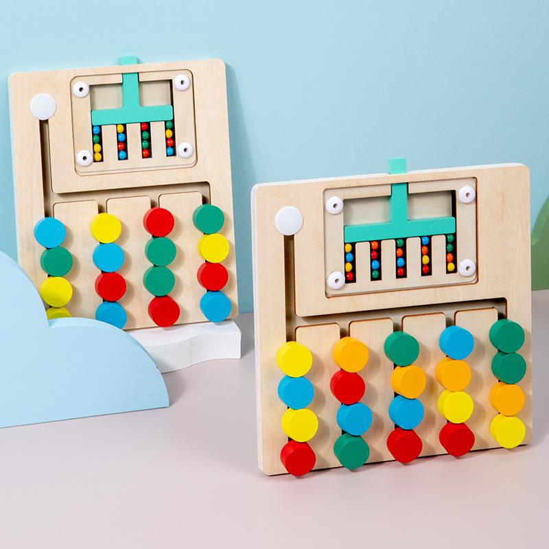 Four-Color Animal Memory Chess: Early Childhood Logical Thinking Wooden Board Game