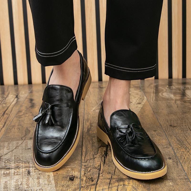 Men's Leather Shoes Slip On Office Formal Shoes Wedding Party Men's Tassel Dress Shoes Breathable Driving Oxfords Footwear