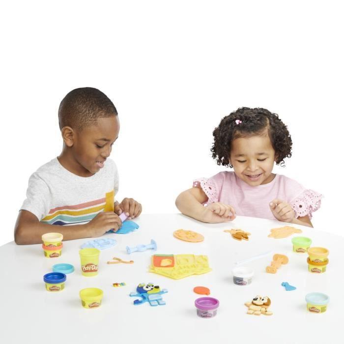 Play-Doh Bluey se déguise, Coffret avec 11 pots de pâte à modeler Bluey et à sa sœur Bingo, dès 3 ans