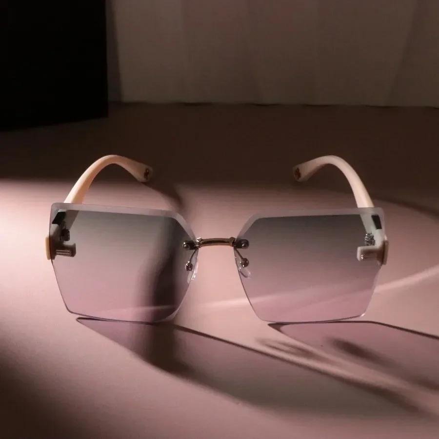 Big Frame Classic Square Sunglasses Women Men Brand Designer Personality Sun Glasses Female Male Colors Mirror