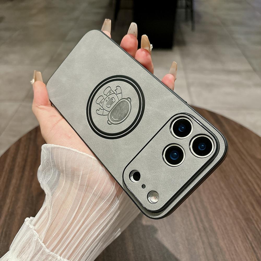 

Little Sheepskin Astronaut Case For iPhone 17 Air 16 15 14 13 12 11 Pro Max X XS XR For Magsafe Magnetic Charge Mag Safe Cover iPhone 11 Pro