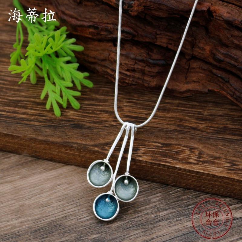 New enamel round petal stud earrings pendant set, women's simple and high-end flower necklace set