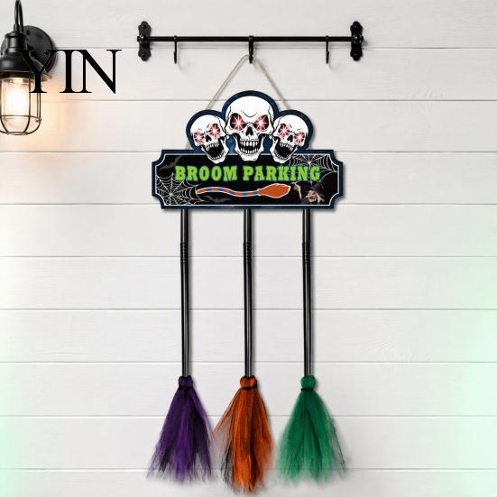 Halloween Yard And Porch Supplies Broom Parking Sign with 3 Witch Brooms, Hocus Pocus Themed Wooden Sign, Party Ornaments Funny Wall Hanging