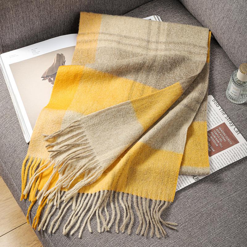 Autumn and Winter Scarves 100% Lamb Wool Scarves Plaid Scarves Unisex Fringed Warm Scarves