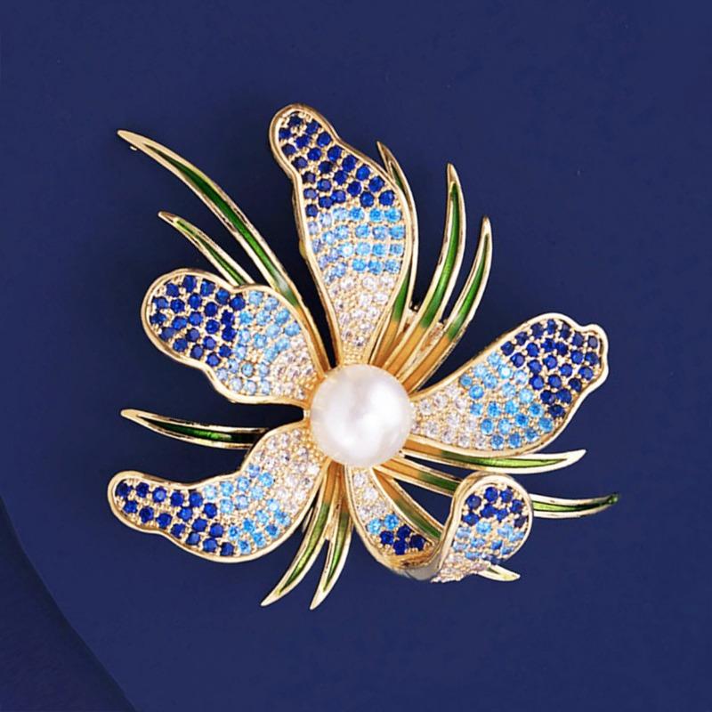 Orchid Brooch, High-end Women's Exquisite and Light Luxury Pearl Brooch, Niche Design Sense, Unique and Elegant Brooch