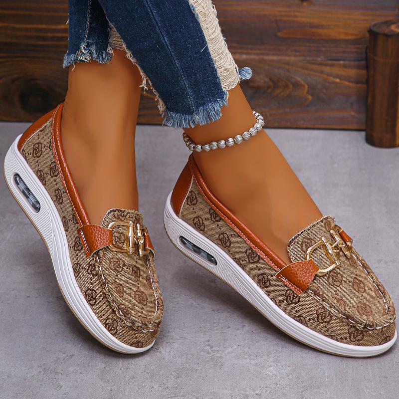Fashion 2024 New Autumn Women Trend Retro Designer Flat Shoes Women Fashionable Round Toe Metal Decoration Casual Shoes Zapatos De Mujer