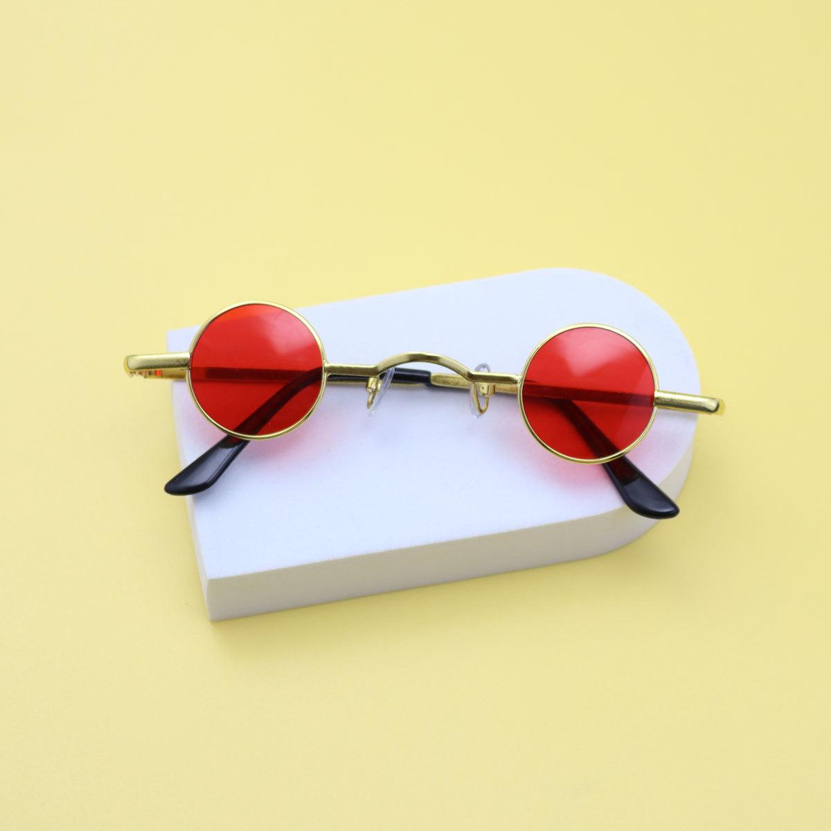 

Retro Hip-Hop Round Ultra Small Frame Sunglasses For Men And Women Ins Personalized Small Round Frame Metal Sun Glasses 1PC