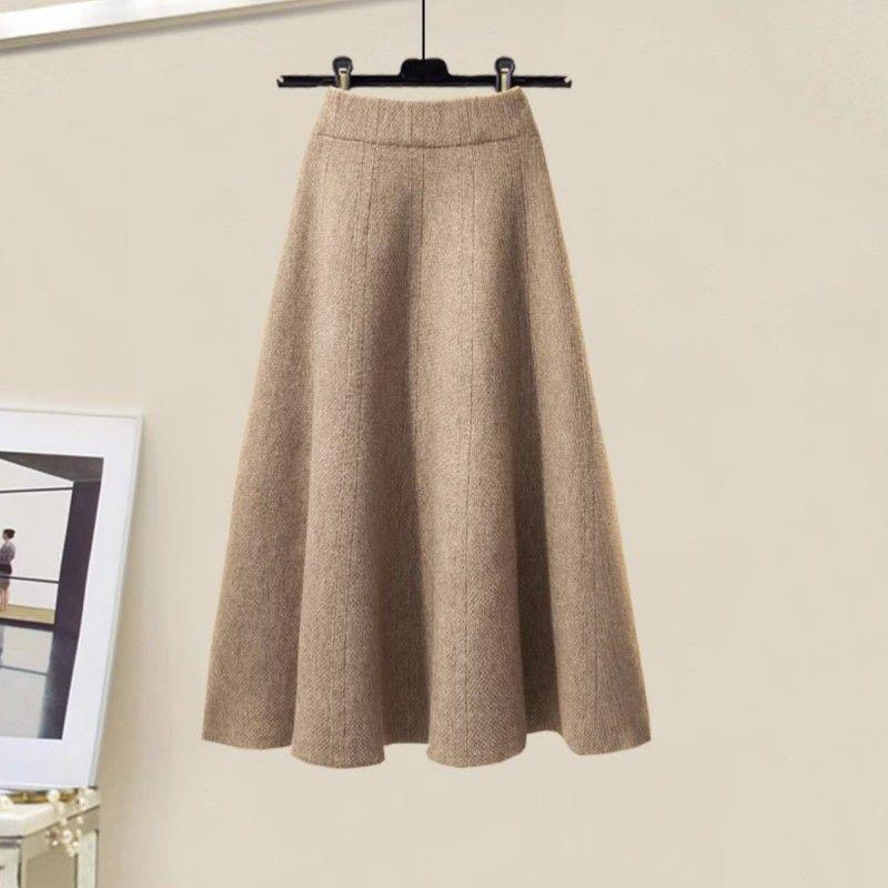 Petite Two-Piece Set: Peter Pan Collar Cable Knit Sweater + High-Waisted A-Line Knit Midi Skirt, Autumn/Winter Style.