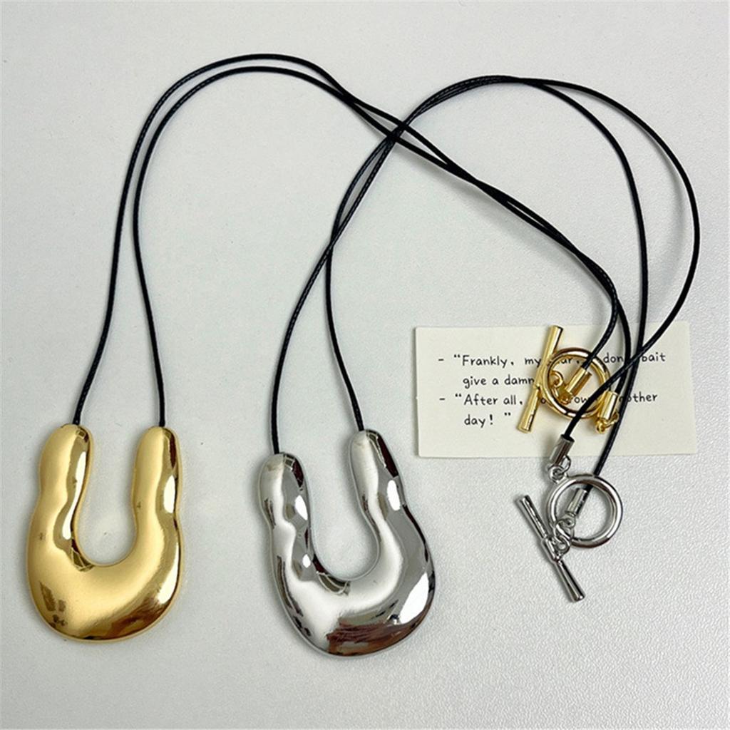 Tooxika Niche Personality Metal U-shaped Glossy Horseshoe Irregular Pendant Necklace Simple Luxury Collarbone Chain