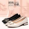 Internet celebrity soft leather single shoes women's 2025 autumn new low heel thick heel versatile shallow mouth women's shoes pointed evening wo