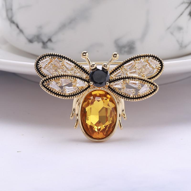 Blucome Big Crystal Bee Brooch Golden Openwork Wings Women Party Clothing Accessories Insect Beetle Brooches