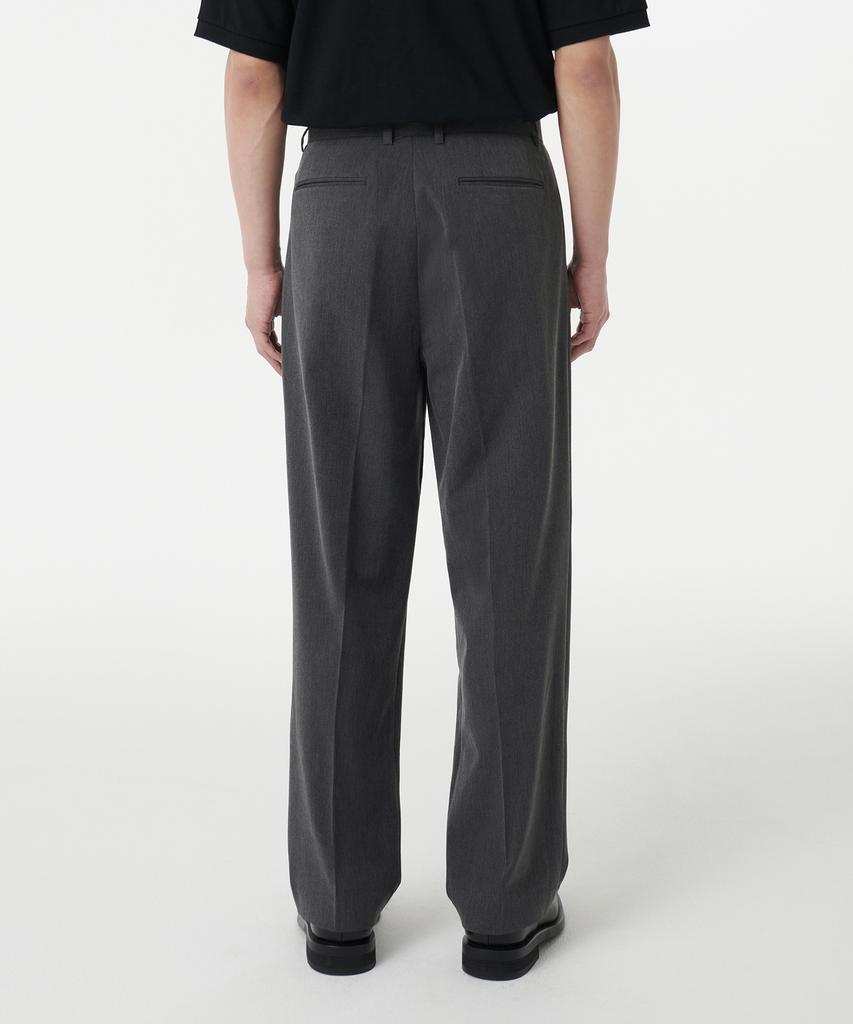 MUSINSA STANDARD Three-Puck Semi-Balloon Slacks [Medium Gray]