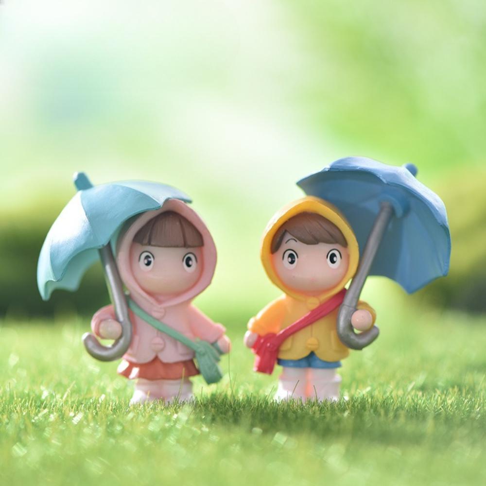 Cute 4Pcs Umbrella Couple Car Interior Decoration Action Figures Auto Rearview Mirror Dashboard Ornaments For Car Accessories