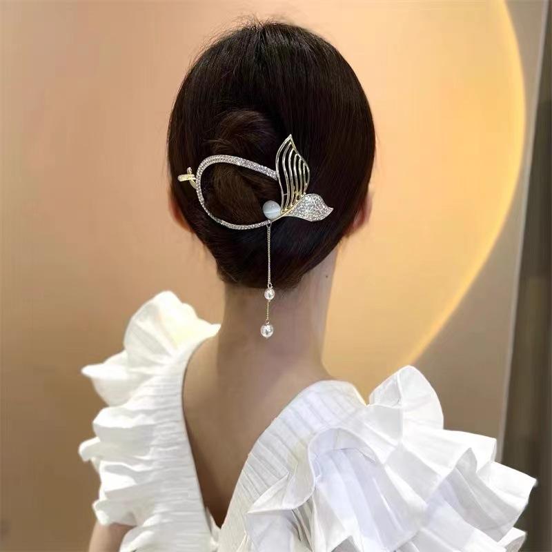 Large Fish Tail Tassel Twist Clip Horizontal Hairpin One-Word Clip Fixer Back Of Head Hair Styling Tool
