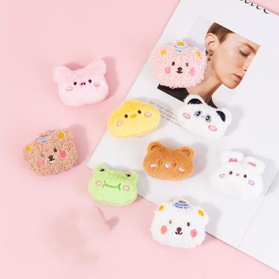Naaien en breien – Broches