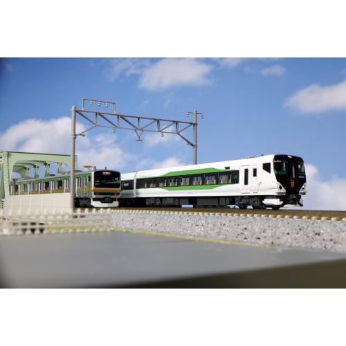 KATO N Gauge E257 Series 5500 "Kusatsu/Shima/Akagi" 5-Car Set 10-1884 Model Train