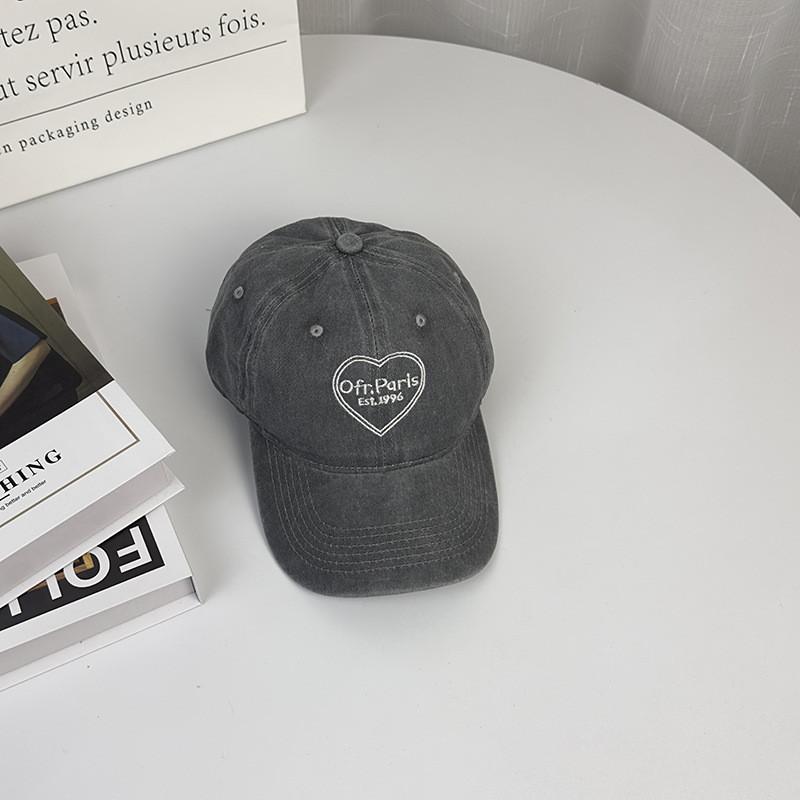 Cotton Baseball Cap For Couples With Heart Embroidery Sunshade Casual Summer Accessory