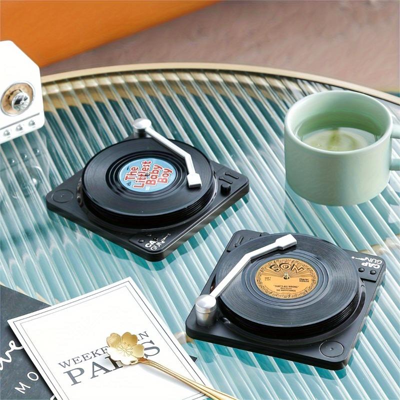 7-teilige bunte Kunststoff-Untersetzer-Sets Hitzebeständig Dekorative Getränkeuntersetzer für Esszimmer & Küche für Hochzeiten Bankette Geschenke Geburtstag