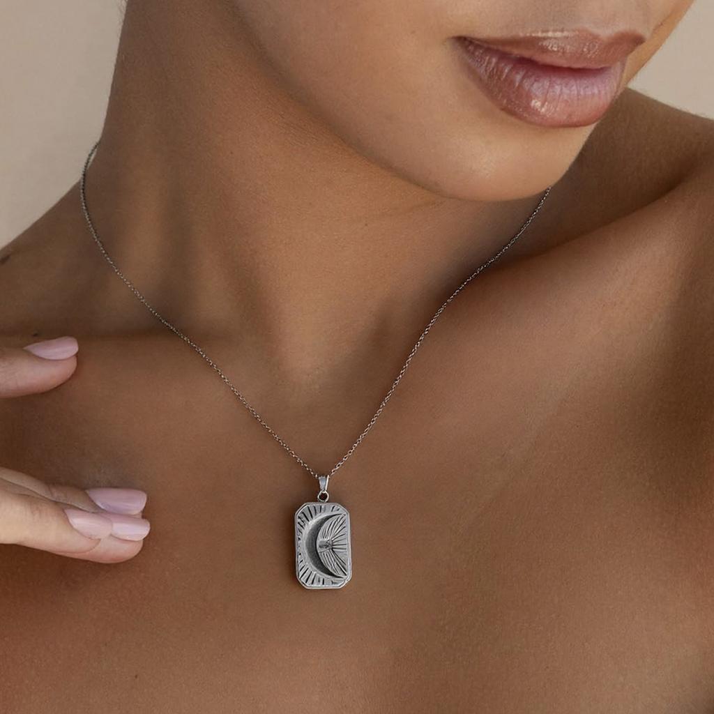 Spiritual Tarot Sign Square Pendant Necklaces for Women Carved Star Sun Moon Apollo Charms Chokers Retro Geometric Jewelry