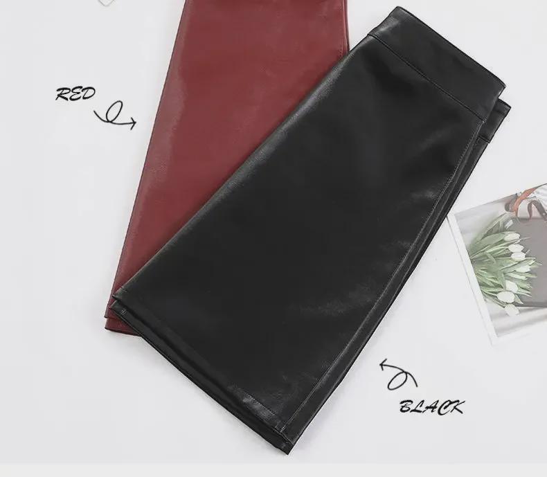 Černá kožená sukně áčkového střihu s vysokým pasem: Ideální na jaro a podzim