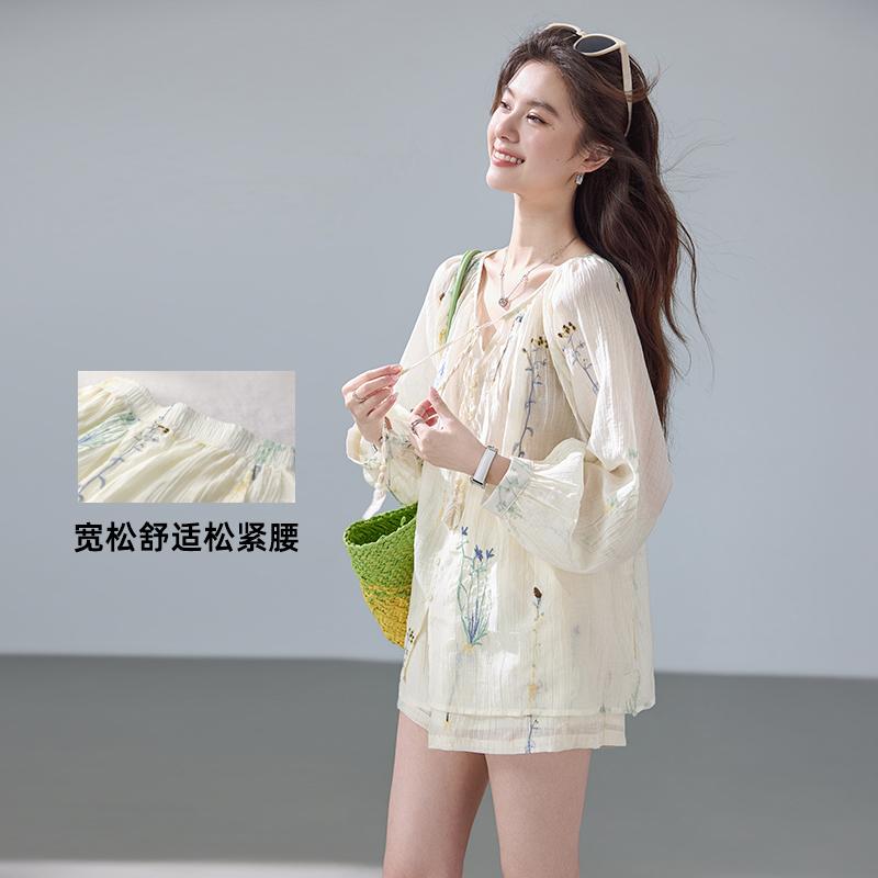 French Vacation Style Lyocell Sun Protection Embroidered Long-Sleeved Shirt and Elastic Waist Lined Shorts Two-Piece Set for Summer