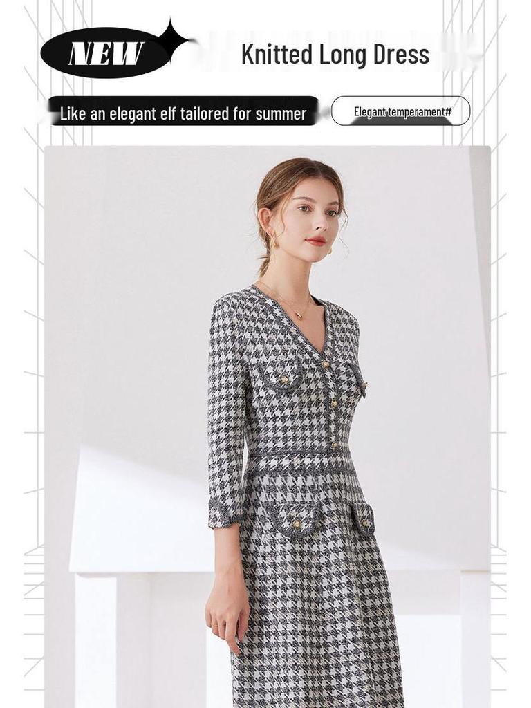 2025 Fall/Winter Retro European & American Houndstooth V-Neck Mid-Length Knitted Dress