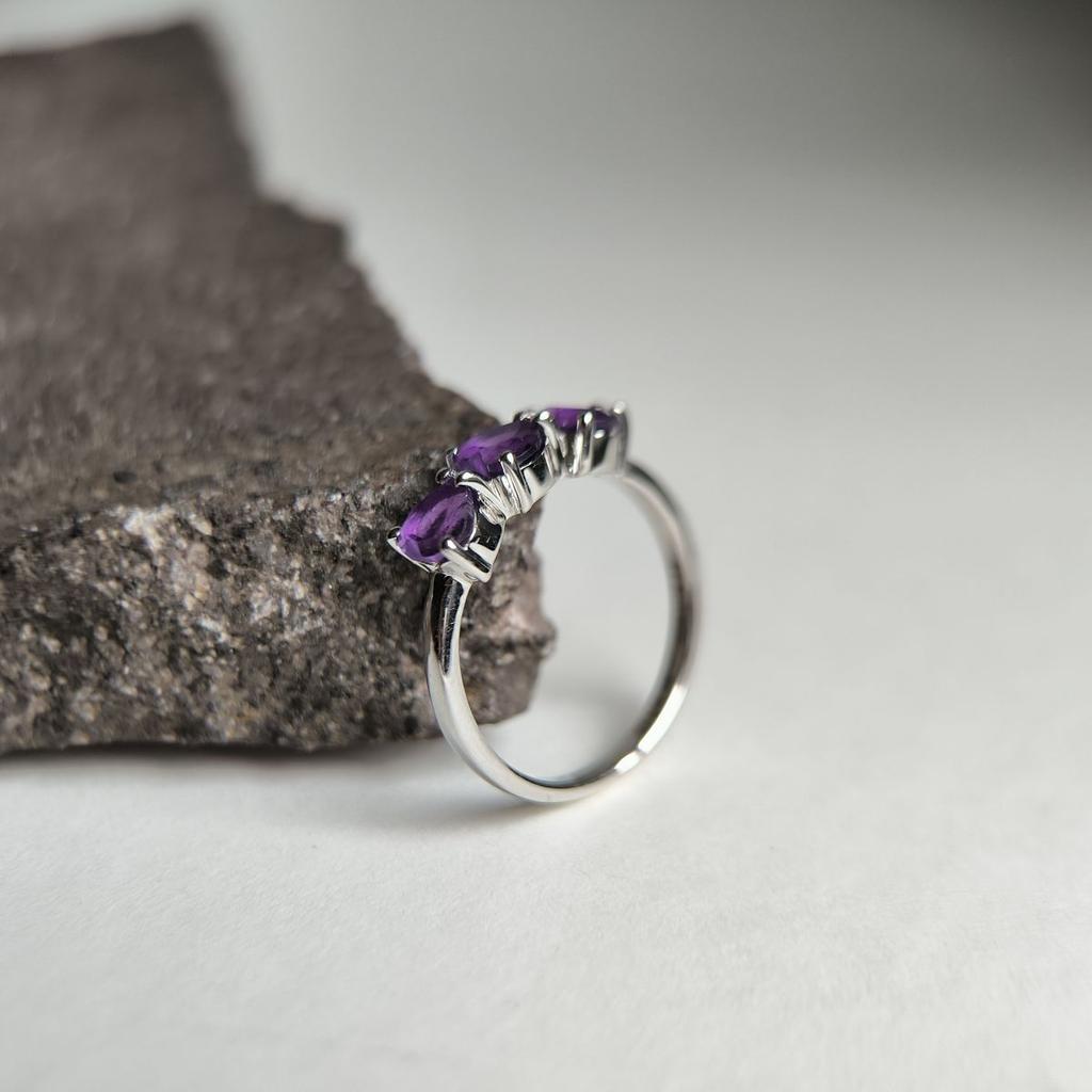 Silberring mit natürlichem Amethyst 4,563 ct, Artikelgewicht 2,56 g (2179368)