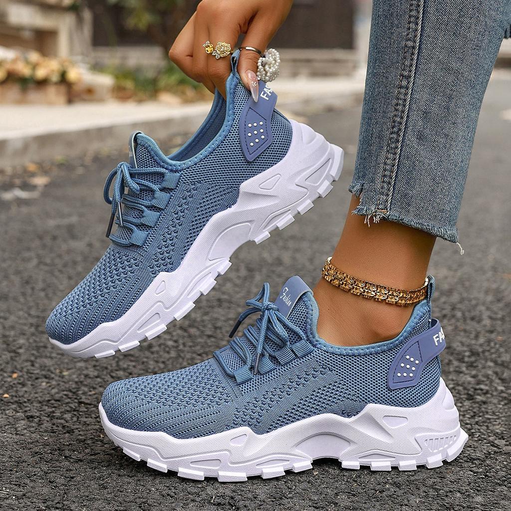 2025 spring and summer new fly-woven mesh shoes children's lightweight fashion breathable wear-resistant sports mesh shoes single shoes women