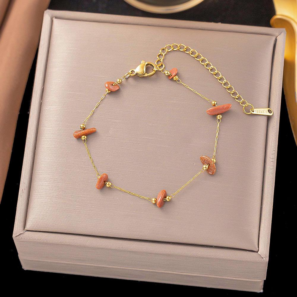 Preferred Bracelet 2: Qi Yun Fashionable Stainless Steel Cross Bracelet - Trendy, Statement, Light Luxury Jewelry.