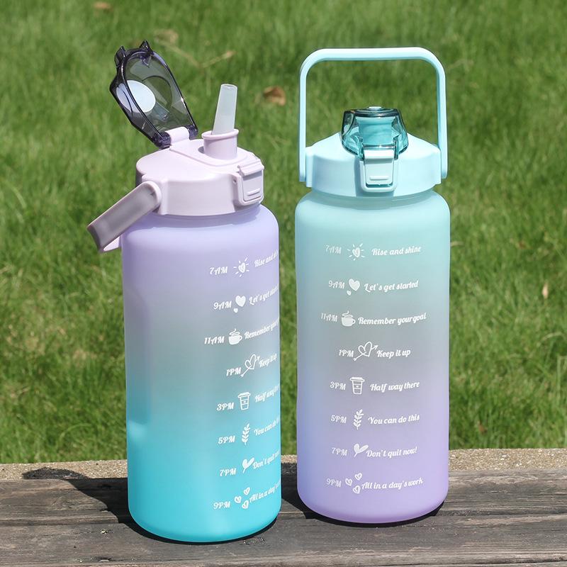 Tazza Spazio Scala Temporale Tappo a Molla Vernice Spray Colore Gradiente Tazza d'Acqua 2000 ml Tazza d'Acqua Grande Capacità Bollitore in Plastica 2L