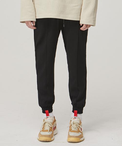 SEVENSELAH New Pintuck Slim Jogger Slacks Black