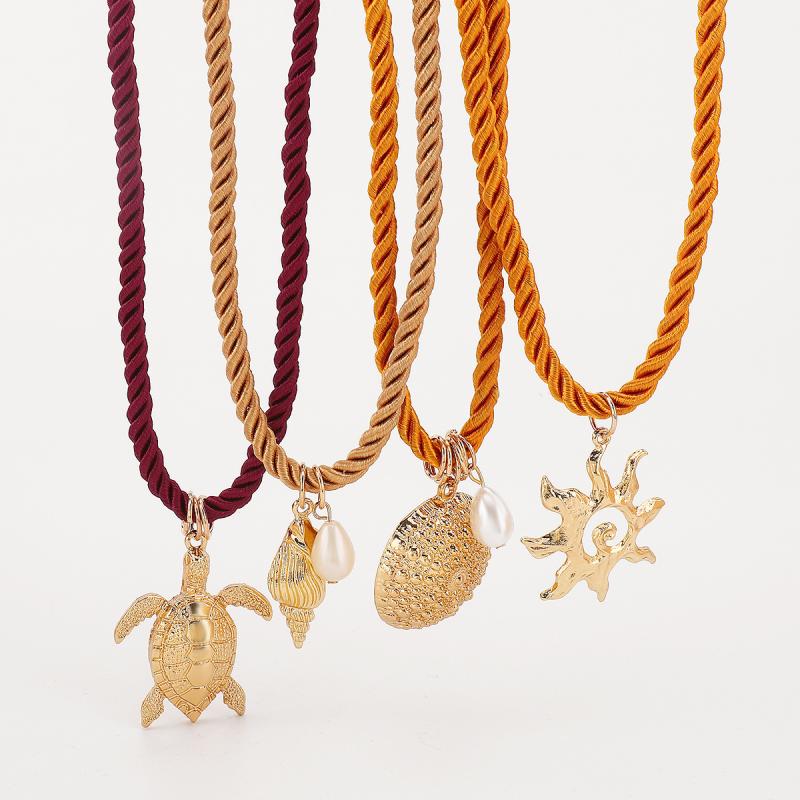 Personalized Conch Turtle Shell Fish Necklace Ocean Style Hand-Woven Pendant Choker Summer Exquisite Trend Accessories