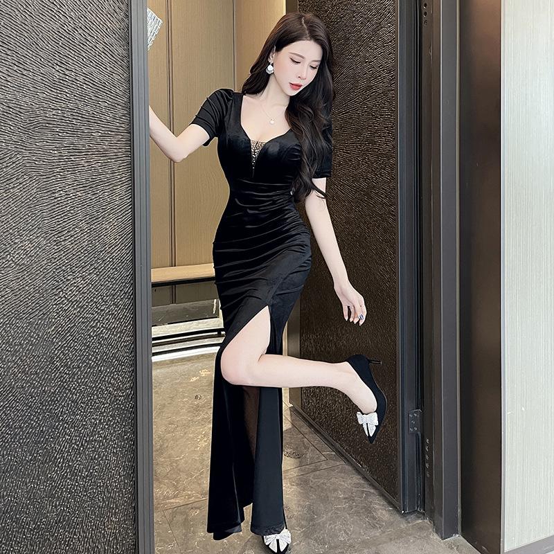 Elegant Velvet V-Neck Slit Maxi for Nightclub