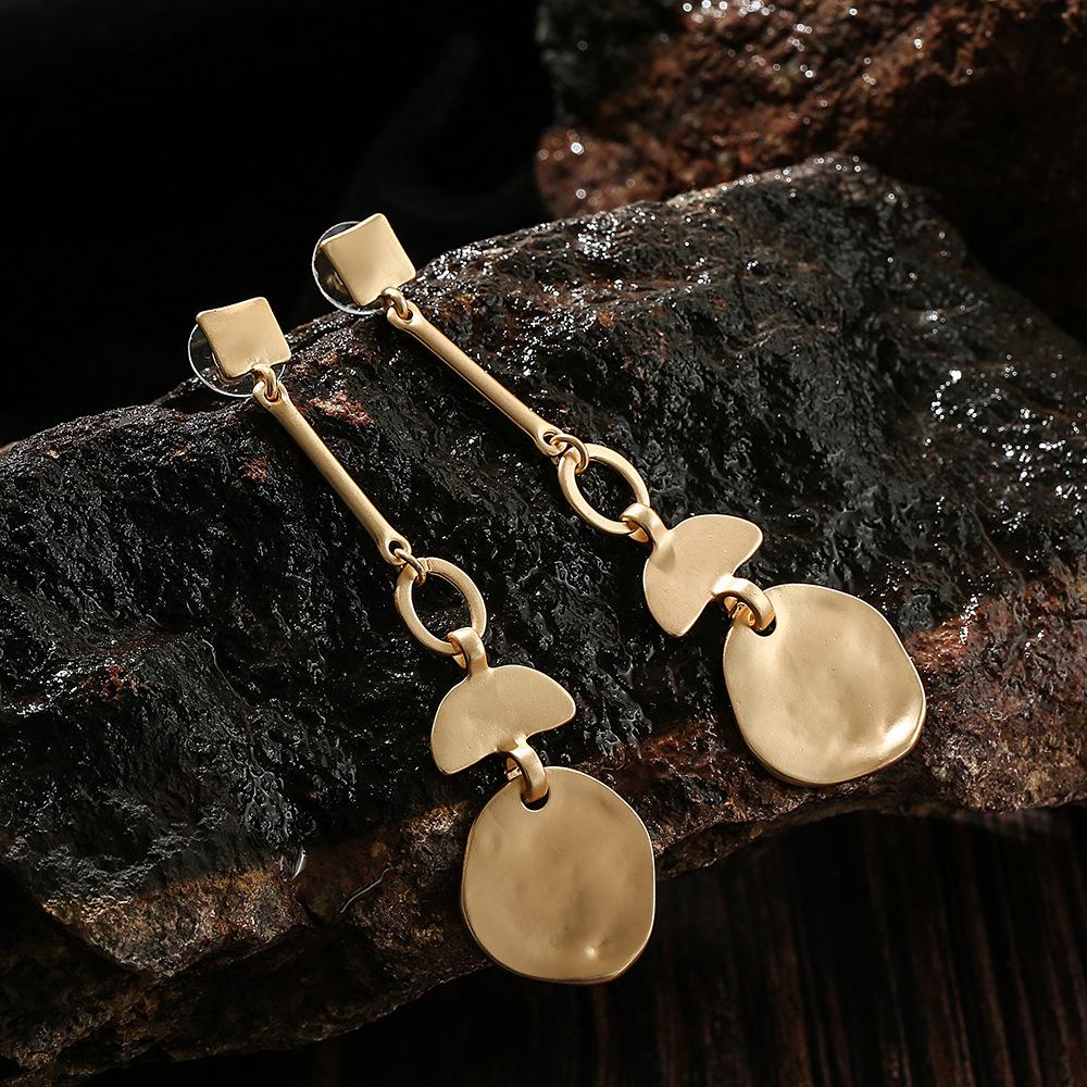European and American atmosphere exaggerated earrings fashion personality geometric long earrings fashion ear pins