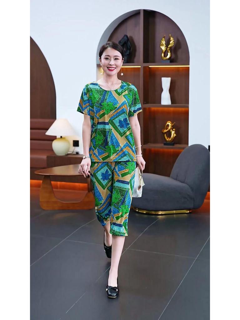 Ice Silk Summer Fashion Suit for Elderly Women - Short Sleeve Grandma's Casual Attire