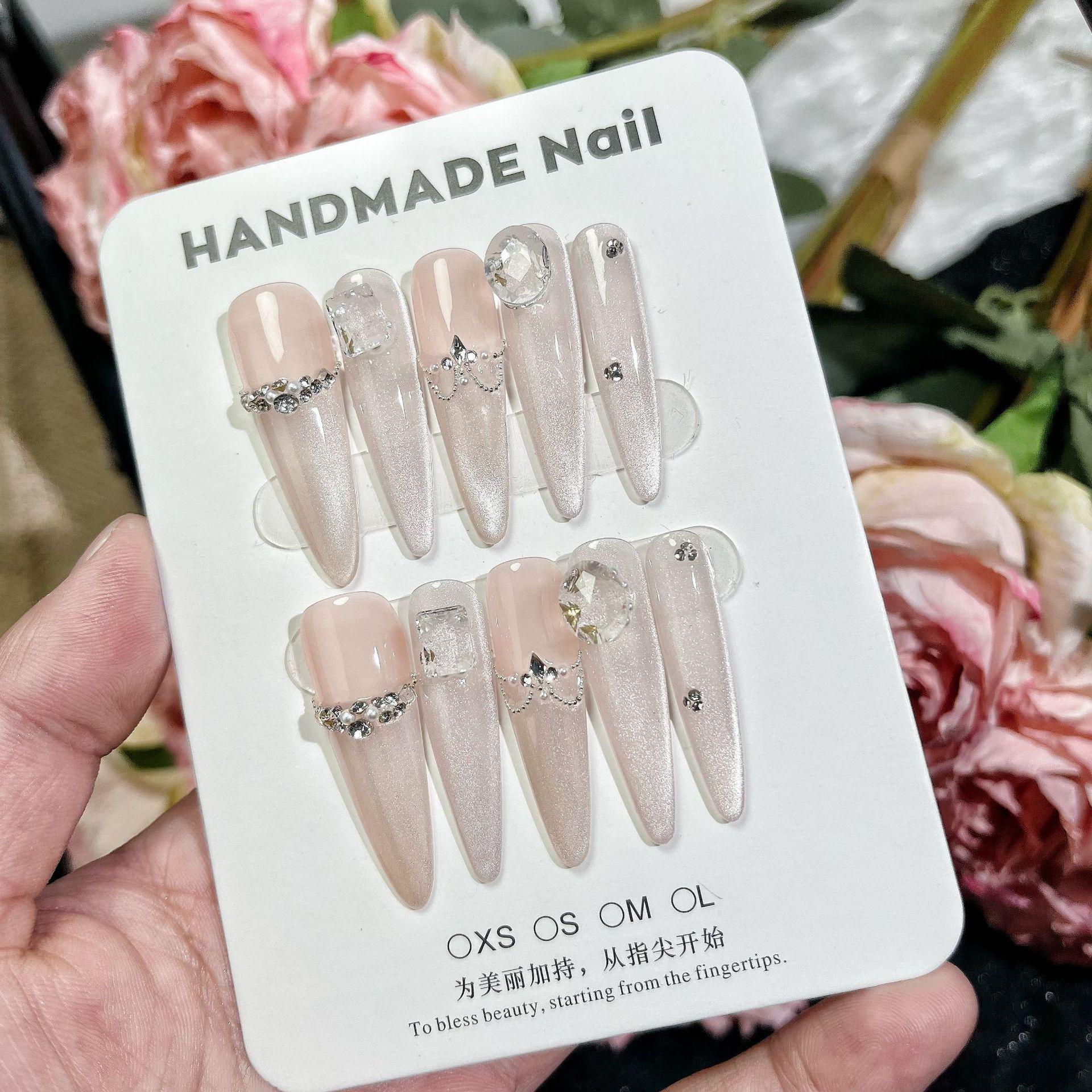 

Элегантный носибельный нейл-арт ручной работы West Sea Song с ярким дизайном «кошачий глаз» с бриллиантами Large