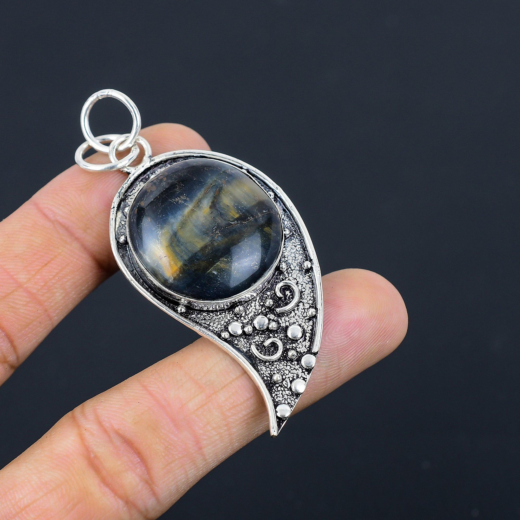 

Daughters Day Deal Round Nellite Gemstone 925 Silver Elegant Art Deco Pendant