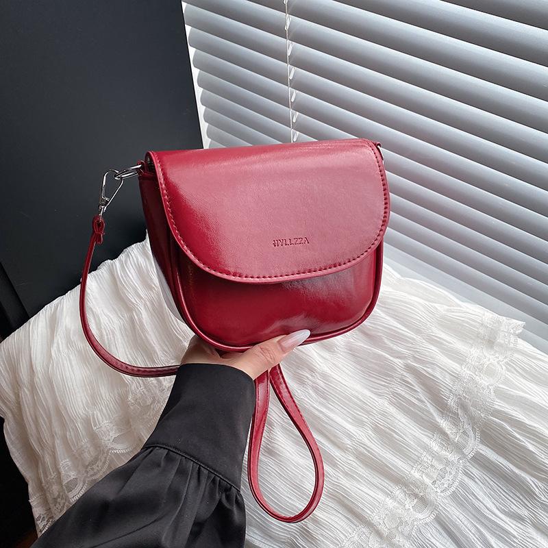 

Korean Retro Crossbody Saddle Bags for Women Versatile Lightweight Ladies Pu Shoulder Bag Simple Solid Color Girls Handbag Purse червоний