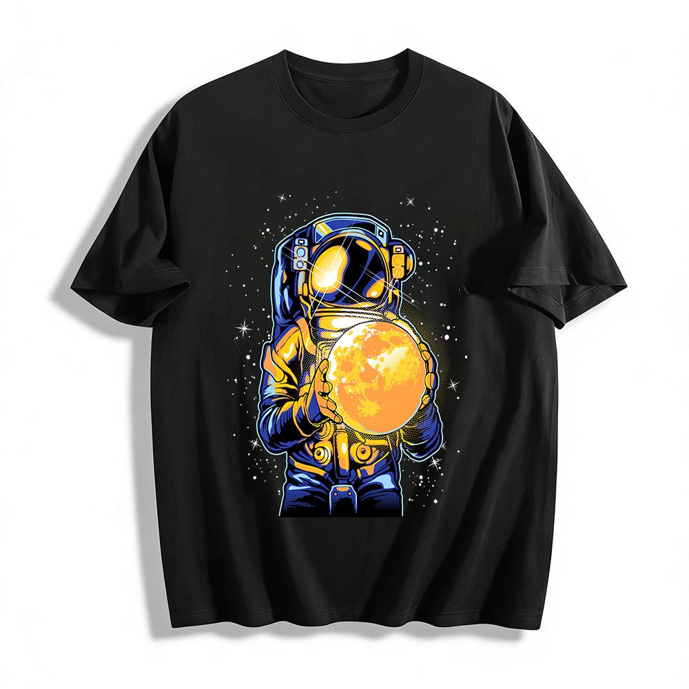 Cool Astronaut Holding Moon Graphic Casual Unisex T-Shirt Pure cotton T-shirt XXS