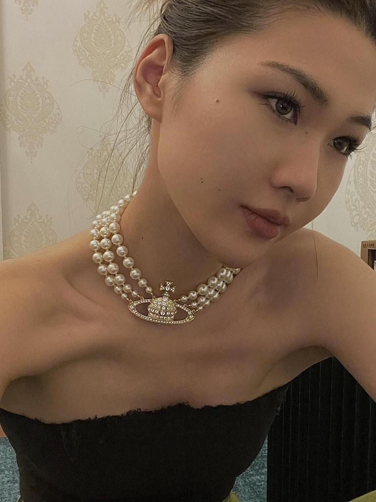 Vivienne High-End Three-Layer Pearl & Diamond Saturn Necklace for Women