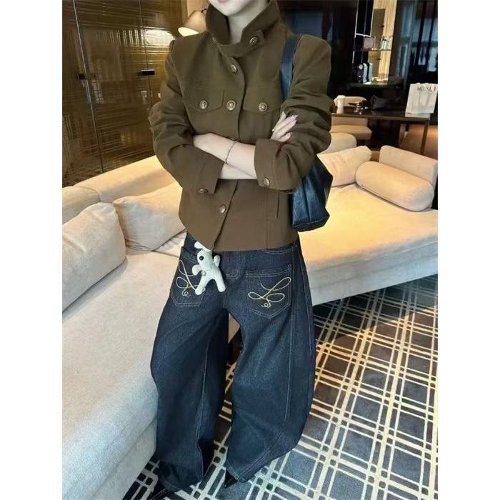 Женская куртка с лацканами в коричневую клетку и подкладкой - Сладкая и пикантная осенне-зимняя коллекция 2025 S