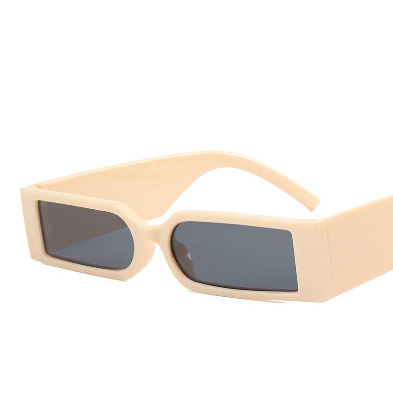 Occhiali da sole alla moda retrò rettangolari con montatura piccola per uomo, occhiali da sole quadrati retrò hip-hop con gamba larga per uscite all'aperto, occhiali da sole con lenti ombreggianti