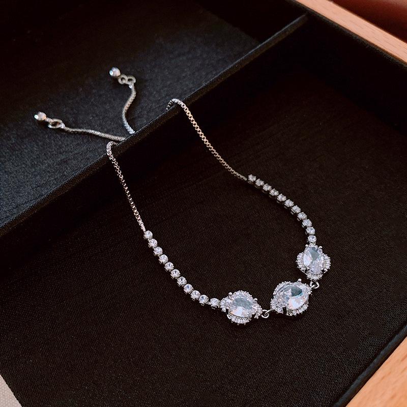 Zircon Flower Simple Niche Bracelet Light Luxury High Sense Fashion Versatile Bracelet Temperament Personalized Jewelry Women