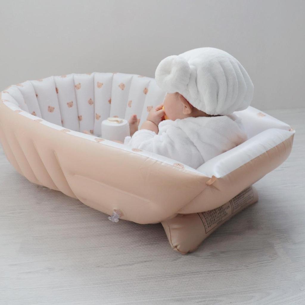 Cartoon Bear Inflatable Baby Bath Tub: Portable Infant Bathtub for Bathing and Playtime