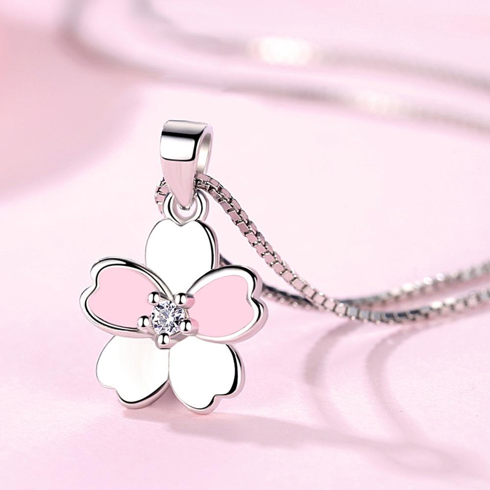 Korean Version of Fashion Sakura Fresh Flower Jewelry Fashion Versatile Elegant Necklace Pendant